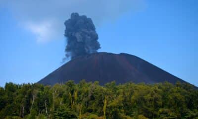 Krakatoa, sopka