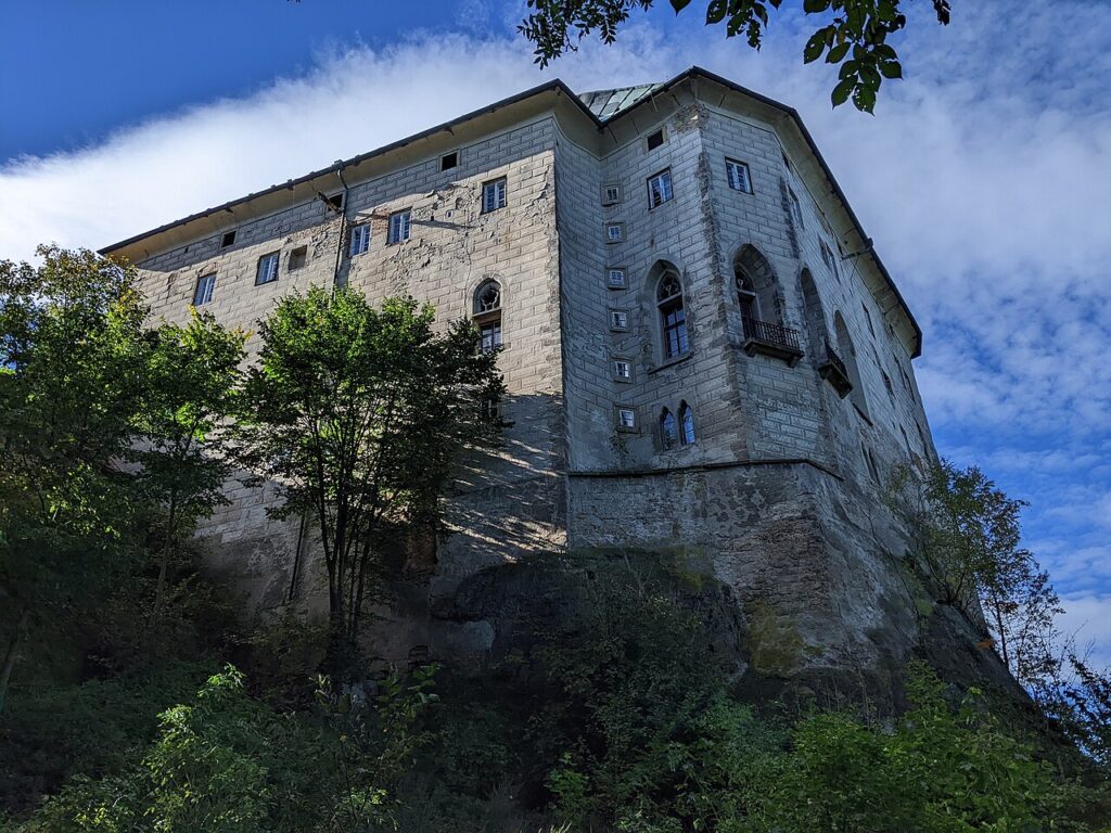 hrad houska